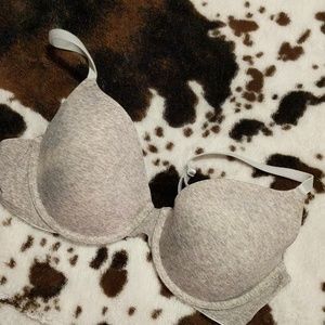 💕Pink Victoria secret bra/racer back